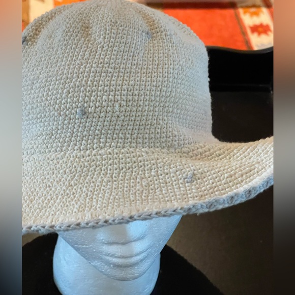 WOODEN SHIPS OF HOBOKEN HAT HANDMADE KNIT ROLLED BRIM - Picture 9 of 11